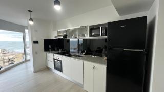 Excelente! Vista al mar con cochera y amenities gimnasio, play room y pileta no climatizada - Mar del Plata - 2