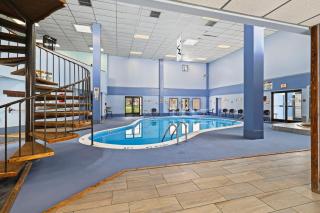 301 Pinnacle Inn Rd Unit 4306 by Carolina Stays - 6