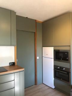 T2 avec une chambre et un coin montagne en Rez-de-chaussée avec terrasse et table extérieure - Enchastrayes - 7