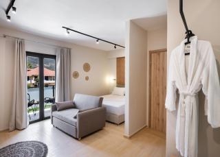 Baron Suites - Vassiliki - 1