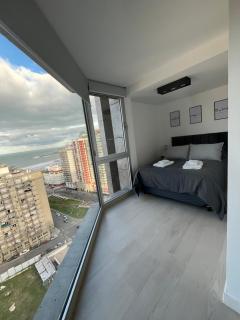 Excelente! Vista al mar con cochera y amenities gimnasio, play room y pileta no climatizada - Mar del Plata - 6