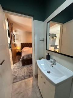 Luxury Studio - Iaşi - 8