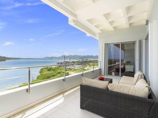 Breathtaking Lagoon Views At Blue Residence - Cupe Coy - 2
