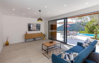 Gorgeous Home In Ploce - 7