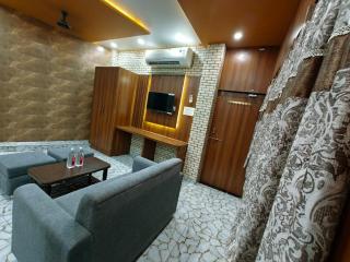 Shri Kailash Pati Guest House- Opposite Kashi Vishwanath Temple - Varanasi - 7
