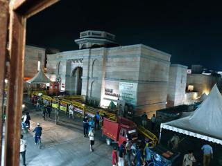 Shri Kailash Pati Guest House- Opposite Kashi Vishwanath Temple - Varanasi - 2