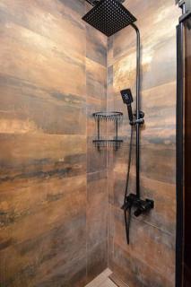 Exclusive Downtown Apartment - Erevan - 5