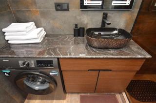 Exclusive Downtown Apartment - Erevan - 4