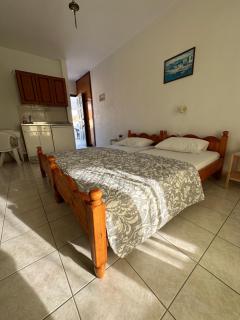 Joanna Rooms - Skala Eresou - 4