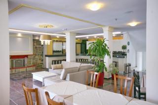 Theofilos Classic Hotel - Petra - 4