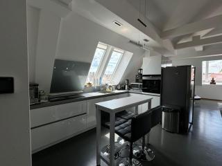 6 Zimmer Maisonette-Penthouse Pool Dachterrasse Luxus - 3