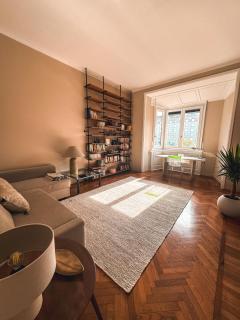 Cozy Apartment in Via Washington Freshly Renovated - Milan - 0