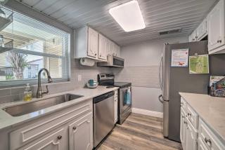PCB Townhome Walk to Beaches, Resort Amenities! - Panama City Beach - 5