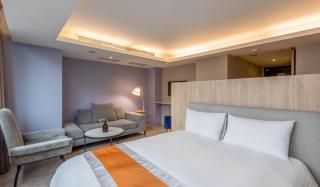 Ren Mei Fashion Hotel - Taichung - 8