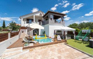 Pet Friendly Home In Tinj With Jacuzzi - Tinj - 0