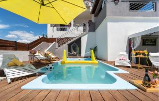 Pet Friendly Home In Tinj With Jacuzzi - Tinj - 1