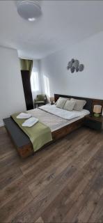 Huesca House - 8
