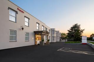 Ramada by Wyndham Cheltenham - Cheltenham - 8