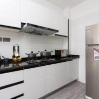 Sophisticated Modern Comfort Apartments - Nairobi - 2