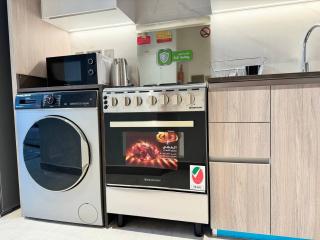 Comfortable 1 Bed Studio At Me Do Re, Cluster L - Dubai - 3