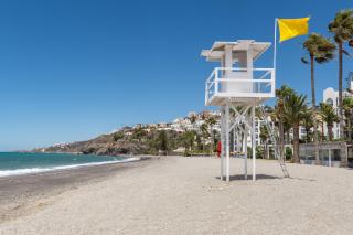 Renovated apartment on beachside with pool - Nerja - 7
