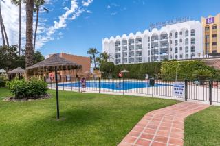 Renovated apartment on beachside with pool - Nerja - 9