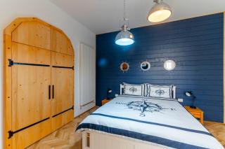 Luxurious Apartment in Old Town - Ultra Central - Brasov - 2