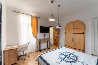 Luxurious Apartment in Old Town - Ultra Central - Brasov - 1