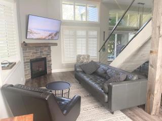 The Family Escape Townhome - Collingwood - 5