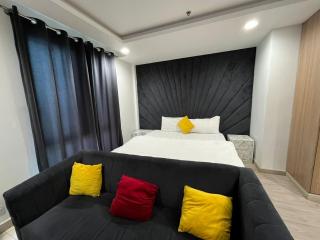 Luxurious Appartment in GOLDCREST DHA Lahore - 1