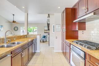 Private Pool and Putting Green Palm Springs Home! - Palm Springs - 2