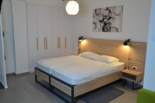 MAKS Osijek Center, self check in, free parking - Osijek - 9