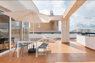 Top Floor Apartment City Center - Larnaca - 4