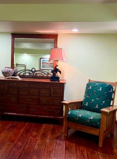 Trail Boss King EnSuite-Prairie Rose B&B - 1200 sq ft Suite - Cheyenne - 3
