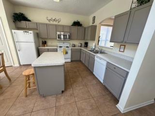 South Facing Pool Home - Room for the whole family - Haines City - 1