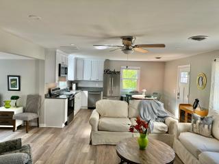Holly Hill Haven - Edgewater - 9