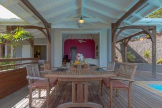 Tropical Breeze Villa in Domaine du Levant - 1