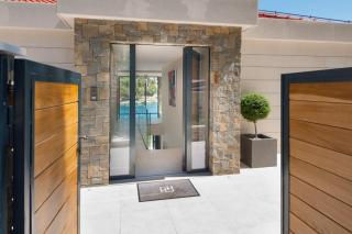 Miraculous Brac Villa With Winery and Gym - Nerežišća - 7
