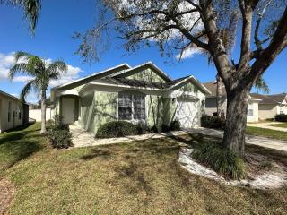 Completely Updated Villa Private Pool Beautiful - Haines City - 9