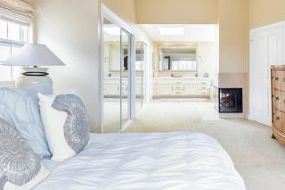 Beachfront Home - 7