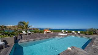Heavenly Peaceful Villa with Spacious Living Area - Petit Cul de Sac - 0
