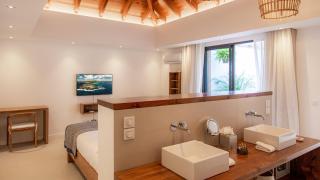 Beachfront Villa Furnished with Utmost Comfort - Saint Barthelemy - 2