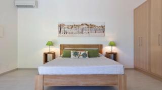Charming Villa in a Quiet Residential Area - 6