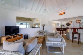 Hillside Villa with Spectacular Sea Views - 1