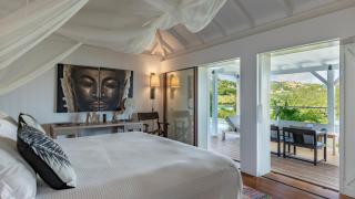 Charming Villa with Contemporary Decoration - 6