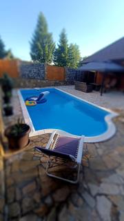 Vila MioMir8 - - 5
