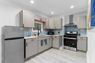 Serene 1br Hideaway Wifi & Cozy Vibes - Orlando - 8