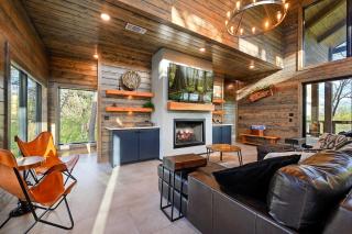 Secluded Creekside Cabin with Hot Tub and Fire Pit! - 7