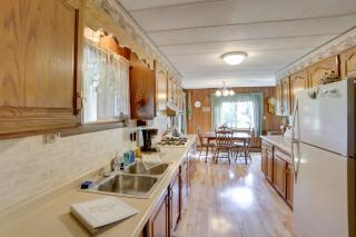 Riverfront Suring Home ATV Trails, Sunroom! - - 2