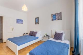 Home away from home in the center - 1